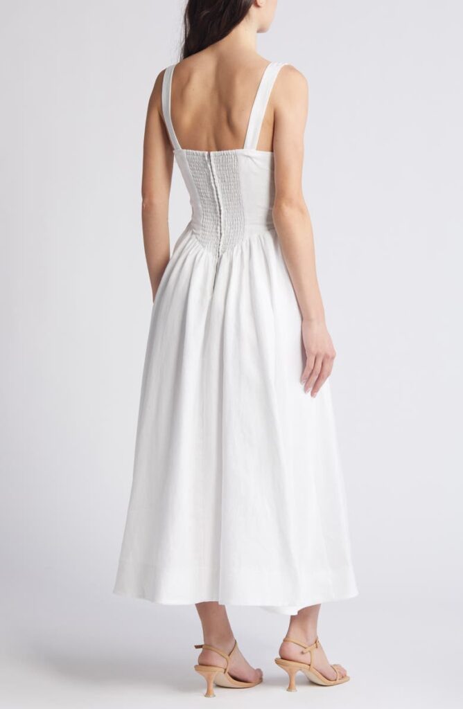 18. Old Money Dresses Linen Reformation